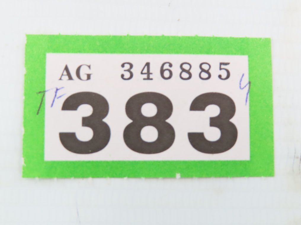 Pola H0 - 154/167 - Κατασκευή τρένων μοντελισμού (2) - Οικία στην πόλη υπό ανακαίνιση και κινηματογράφος στην πόλη με φωτισμό. #1.0