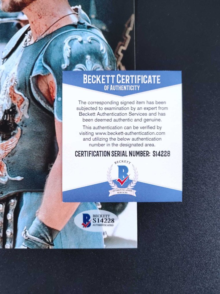 Gladiator - Joaquin Phoenix (Commodus) - Signed 8x10 Photograph - Beckett COA #1.0