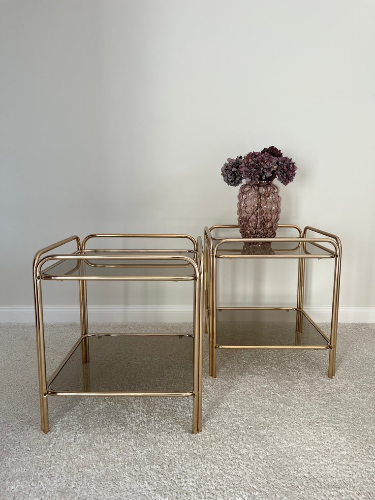 Table d'appoint - Verre, Métal - Ensemble de deux tables basses avec des plateaux en verre. #1.0