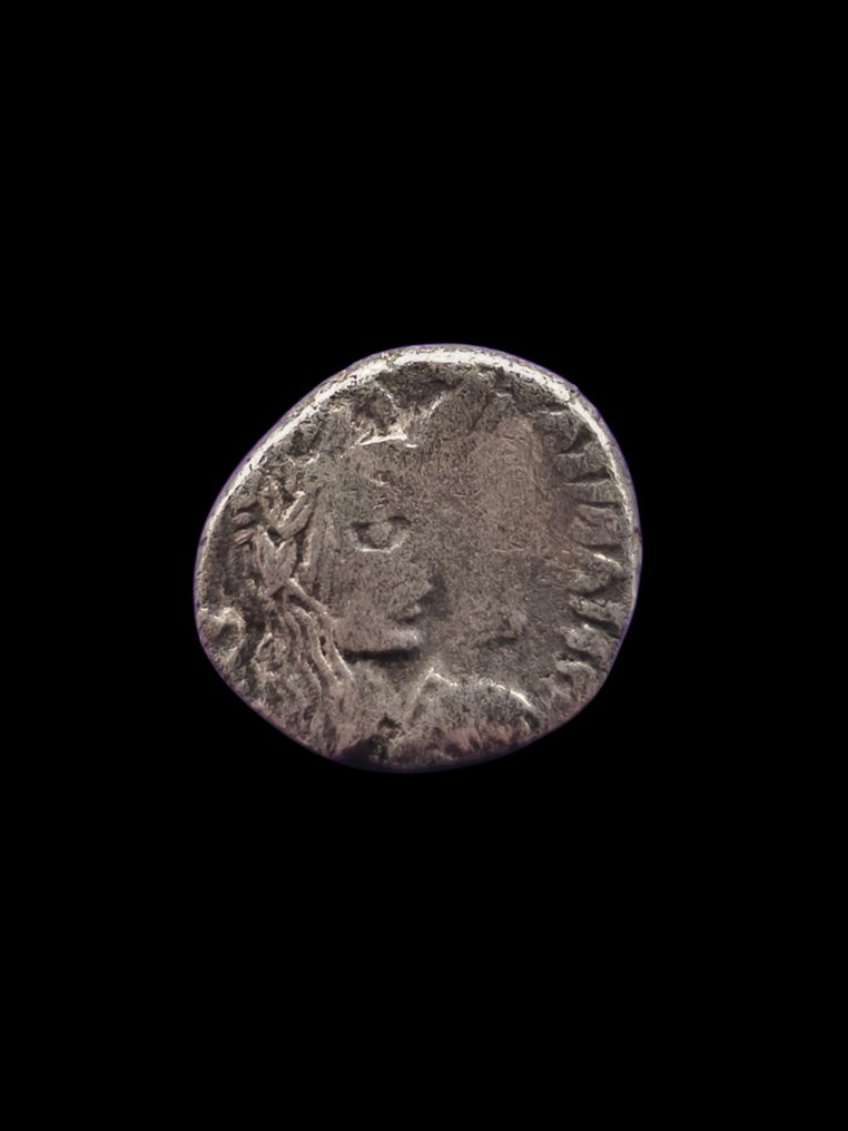 Nabataea. Aretas IV, with Shaqilat (9 BC-AD 40). Drachm Petra mint  (No reserve price) #1.0