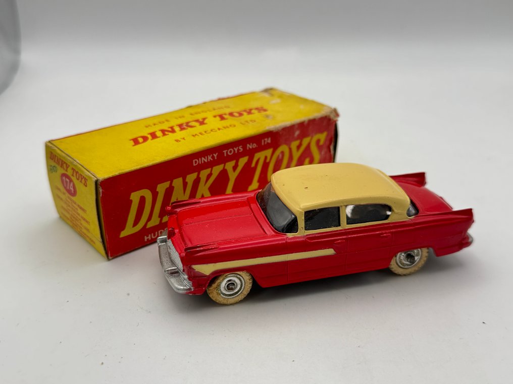 Dinky Toys - Model car - 174 Hudson Hornet Sedan With Windows, Boxed - No Reserve Price #1.0