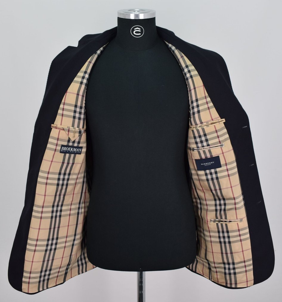 Burberry London Virgin Wool Nova Check Lining - Μπουφάν #1.0