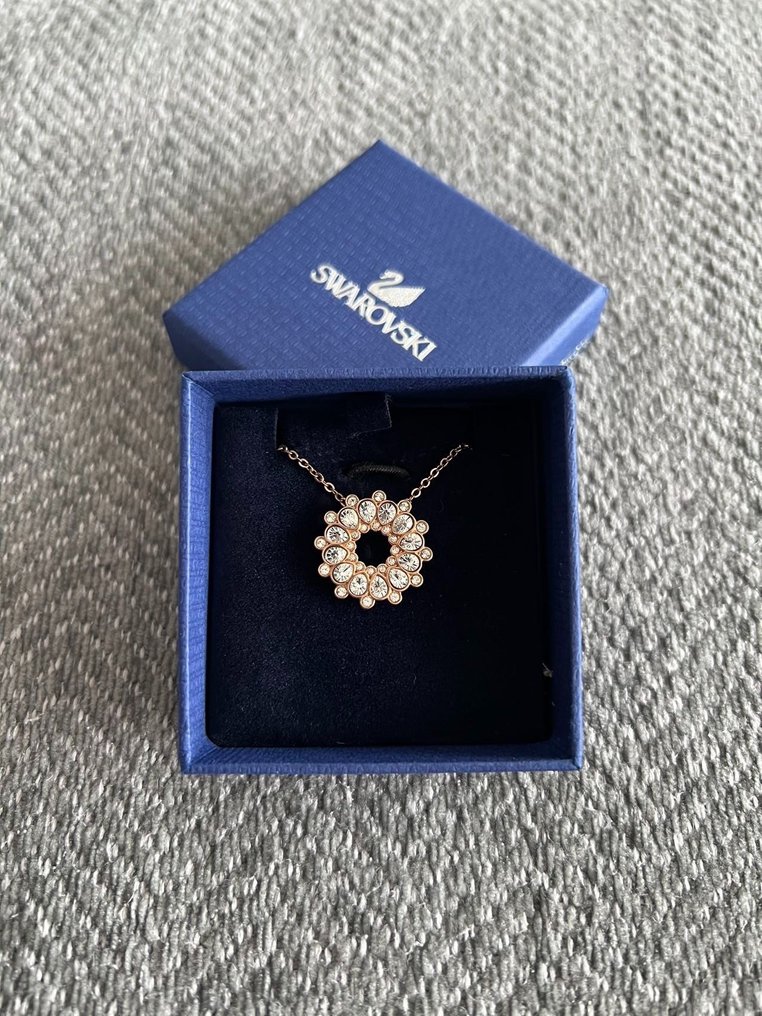 Swarovski - A Perfect Circle & Related #1.0