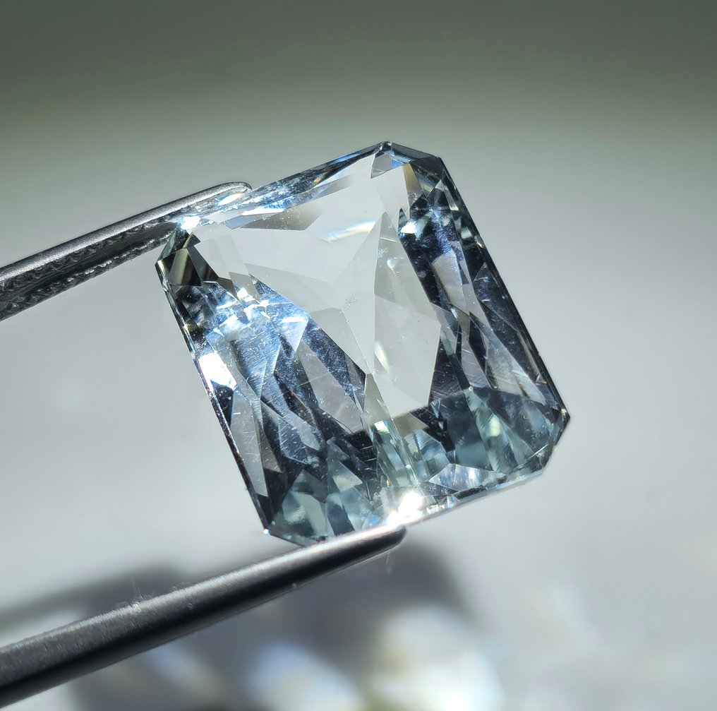 没有保留价 - 1 pcs  蓝色 海蓝宝石  - 14.37 ct - 国际宝石研究院（IGI） #3.2