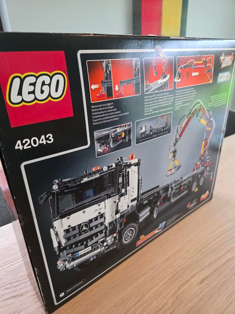 Lego Set - 42043 - Technic - Mercedes-Benz Arocs 3245 #4.3