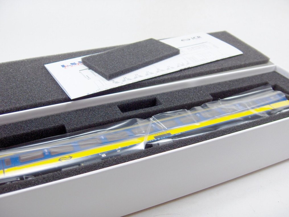 LS Models Exclusive H0 - 44 247 - Επιβατικό τρένο μοντελισμού (1) - Personenewagon NS ICR-1 A - NS #4.3
