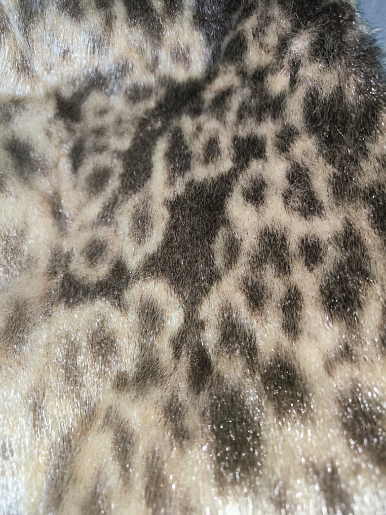 Artisan Furrier - Bunda #3.2