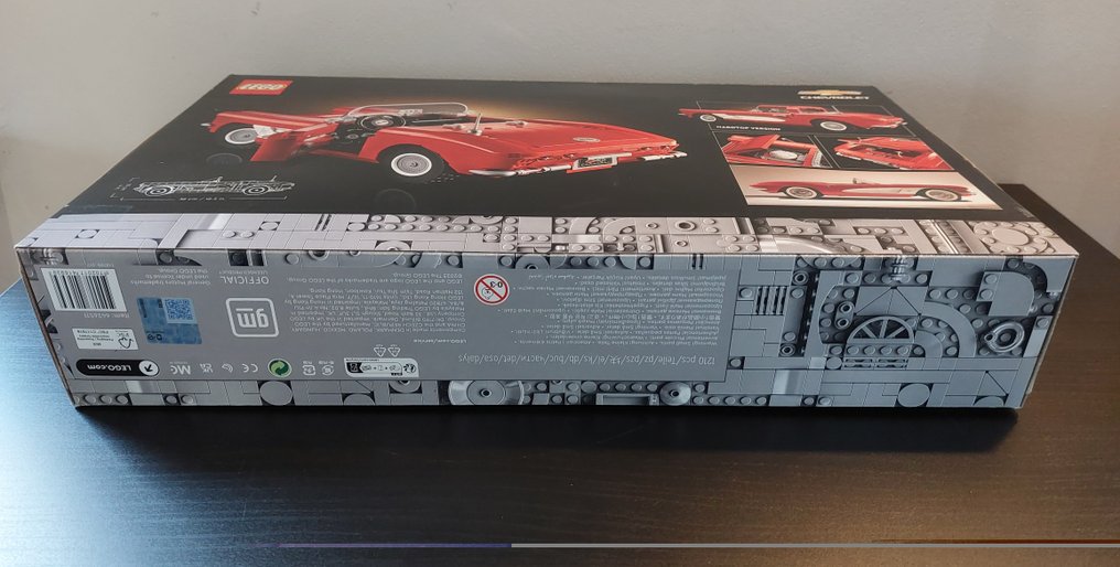 LEGO Set - 10321 - Icons - Chevrolet Corvette #3.2