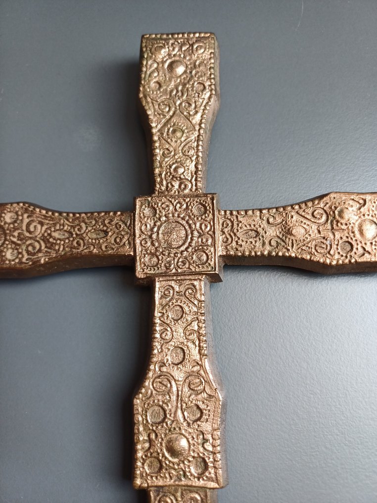 Antiikki Krusifiksi - Pronssi vai messinki - Varhainen 1900-luku #1.0
