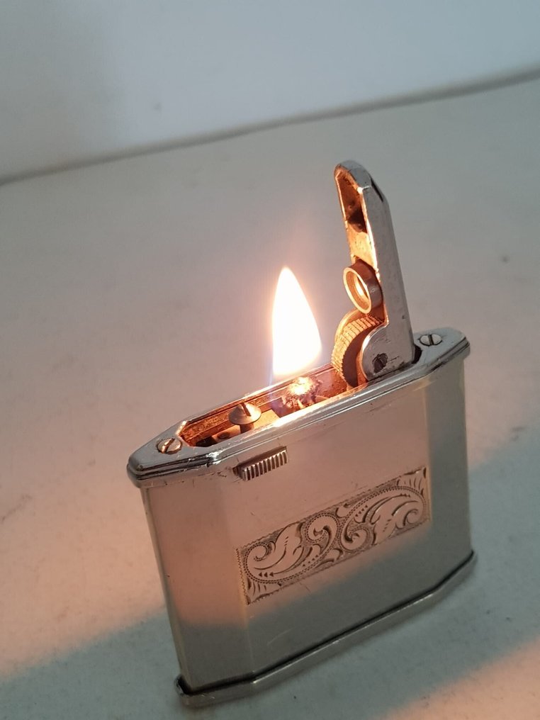 没有保留价 - 口袋打火机 - 铁（铸／锻） #1.0