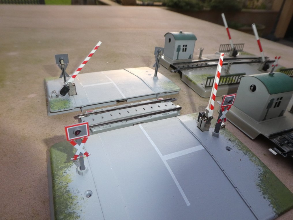 Märklin H0 - 7390/74924 - Modelltog-landskap (3) - 3x begrenset jernbanebro #1.0