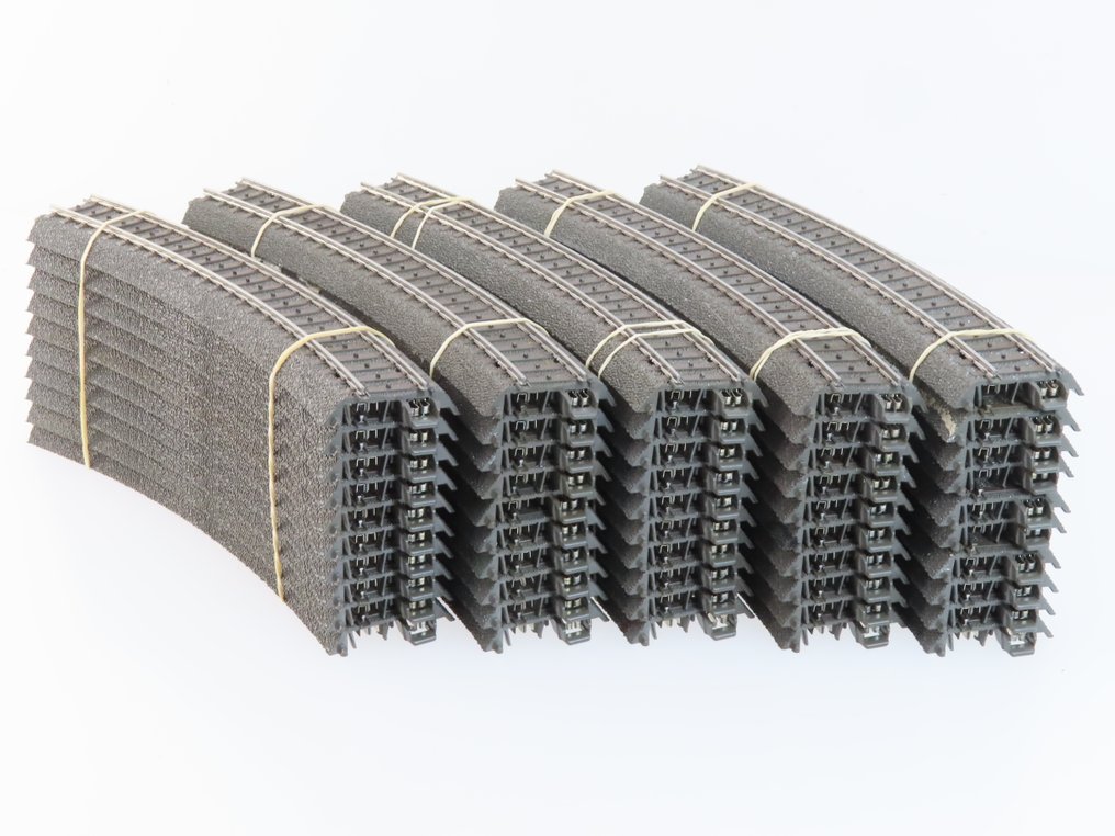 Märklin H0 - 24130 - Pienoisjunaradan raiteet (50) - 50-osainen railkavel kaarevilla railitukilla, C-rail. #4.3