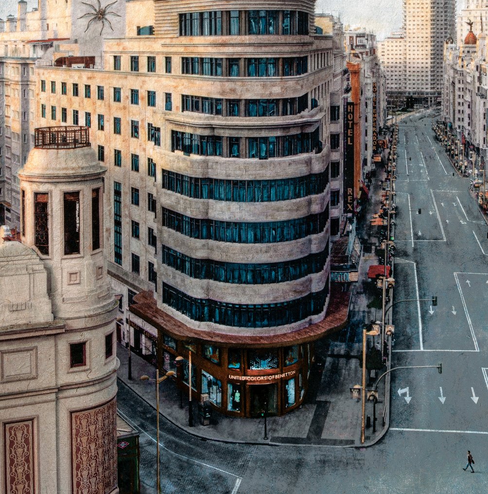 Carlos Arriaga - XL - Lonely Walk In Madrid. #3.2