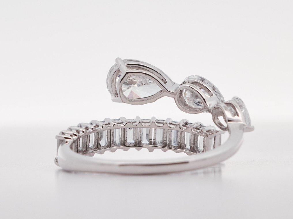 Ei pohjahintaa - Sormus - 14 kt. Valkokulta - 2.05ct. tw. Timantti (Laboratoriossa kasvatettu) - Timantti #3.2