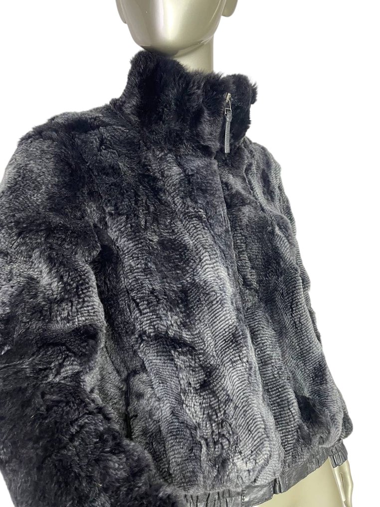 Artisan Furrier - 毛皮大衣 #1.0