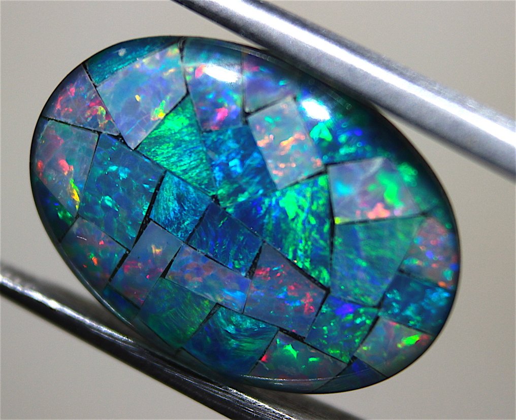 Cts. 7.40 澳大利亚马赛克三重奏蛋白石 弧面形 - 高度: 18 mm - 宽度: 13 mm- 1.48 g #4.3