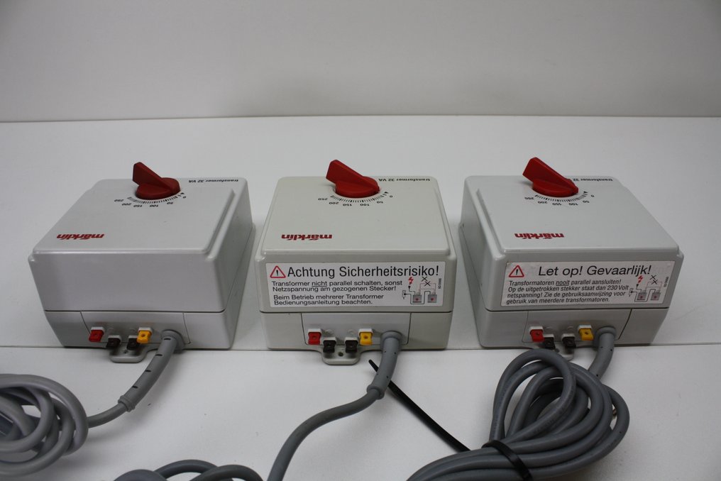 Märklin H0 - 6647 - Unidade de controlo digital (3) - 3x Märklin 6647 Transformador 32 VA #3.2