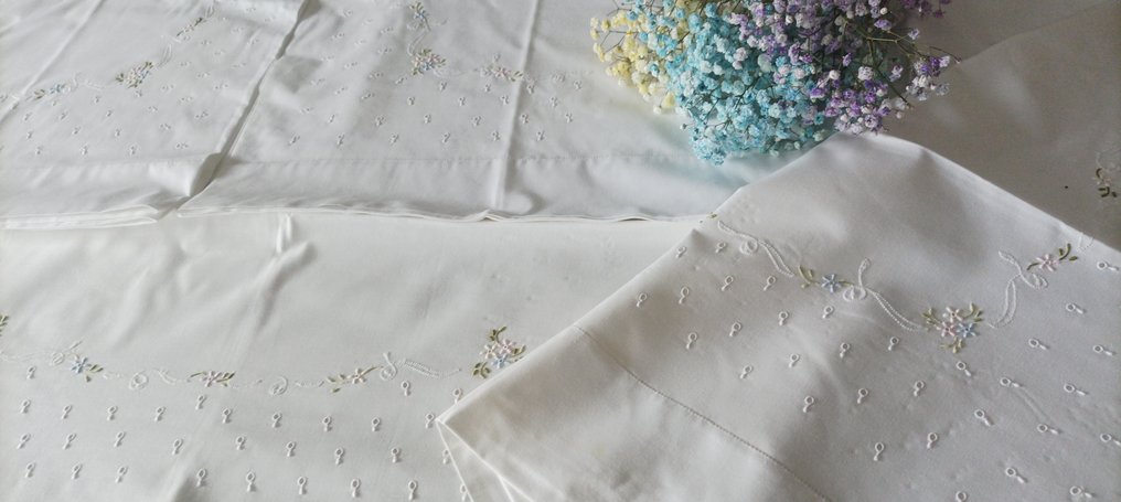 Espetacular lençol com fronhas com lindas flores bordadas à mão - Lençol (3)  - 250 cm - 200 cm #1.0