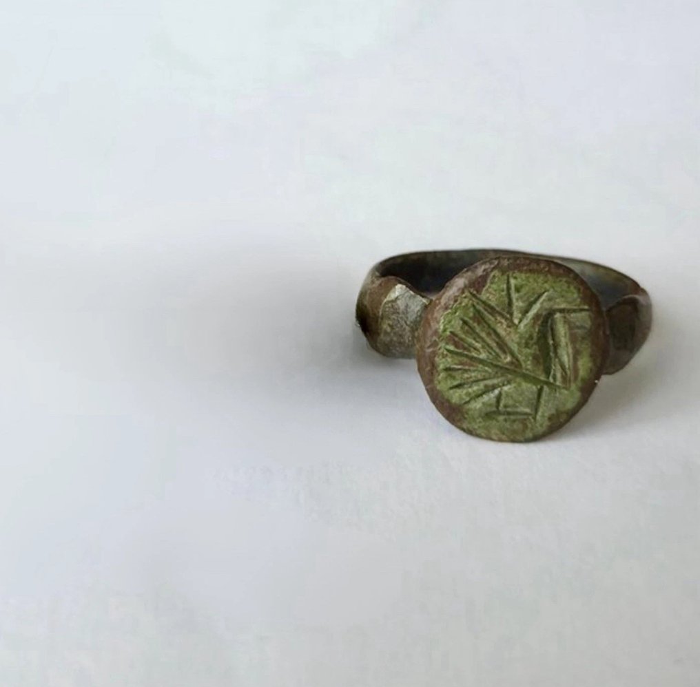 中世纪 黄铜色 戒指 - 装饰时间为14日至16日  (没有保留价) #1.0