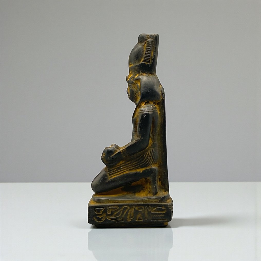 古埃及的复制品 跪姿雕像：图特摩斯三世王  (沒有保留價) #3.2