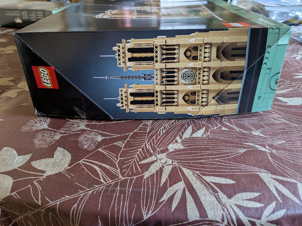 Lego Set - 21061 - Architecture - Notre-Dame #4.3