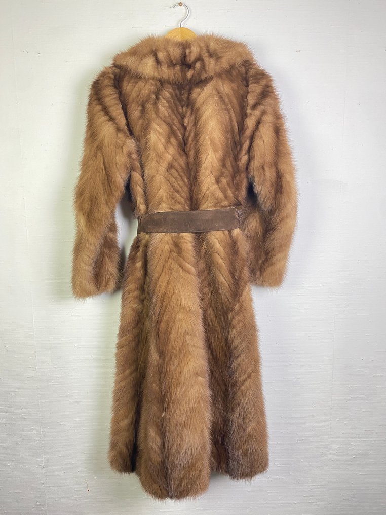 Artisan Furrier - Bontjas #2.1