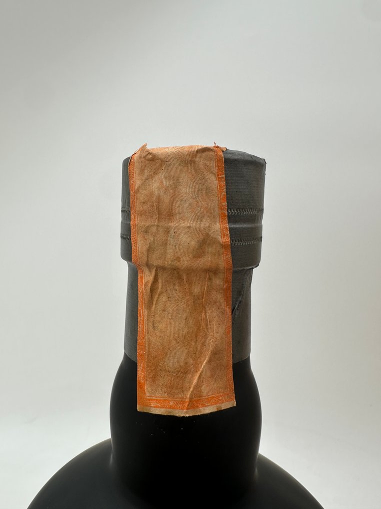 J&B Ultima - Blend of 128 Scotch Whiskies  - 70厘升 #4.3