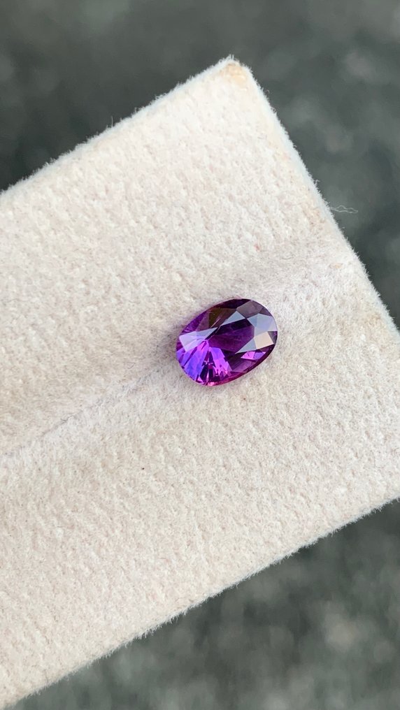 χωρίς τιμή ασφαλείας - 1 pcs  Μωβ Ζαφείρι  - 1.23 ct - Διεθνής Ένωση Έγχρωμων Πολύτιμων Λίθων (ICA GemLab) #3.2