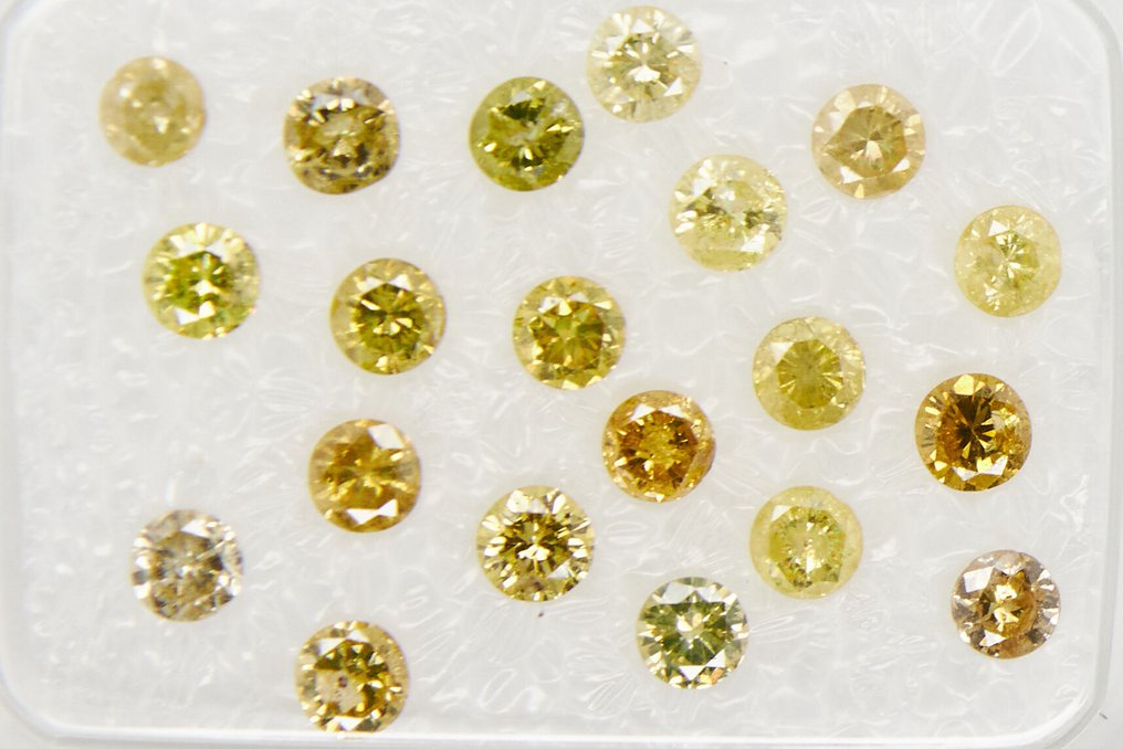χωρίς τιμή ασφαλείας - 20 pcs Διαμάντι  (Επεξεργασμένου χρώματος)  - 1.02 ct - Στρογγυλό - I1, I2, I3 - Gem Report Antwerp (GRA) #1.0