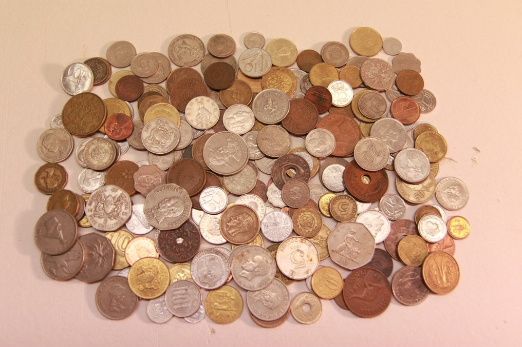 请提供具体的描述内容，以便我进行翻译。, 德國. Worldwide coin collection of 4.3 kg.  (沒有保留價) #2.1