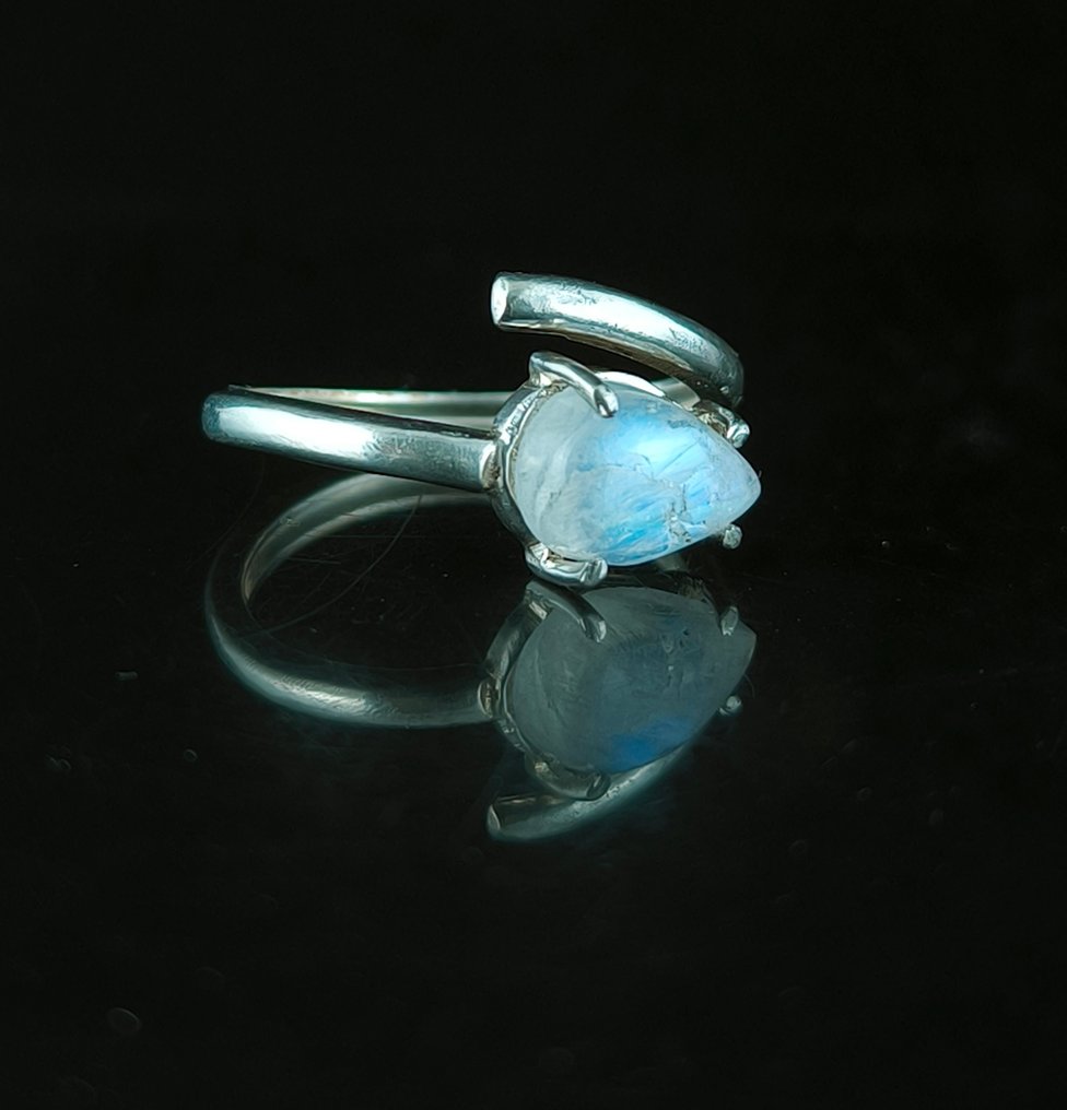 Månesten Justérbart ring af ægte sølv - Højde: 12 mm - Bredde: 10 mm- 3.02 g - (1) #4.3
