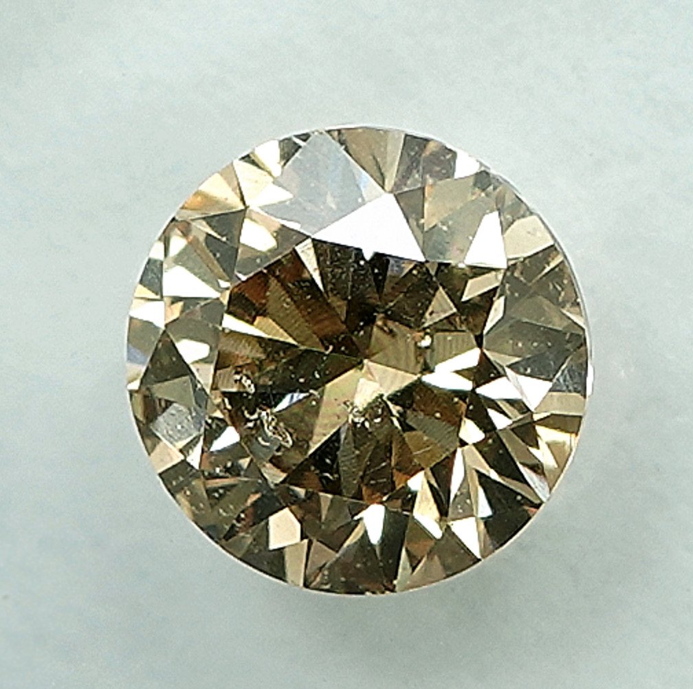没有保留价 - 1 pcs 钻石  (天然色彩的)  - 0.63 ct - 圆形 - Fancy light 稍帶棕色的 黄色 - I2 内含二级 - 国际宝石研究院（IGI） #4.3
