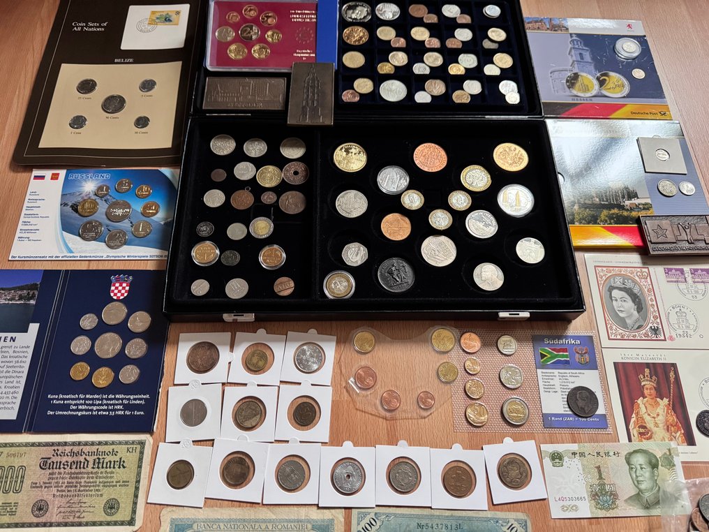 世界. Collection de monnaies du monde ,billets,pièces en argent.  (没有保留价) #1.0