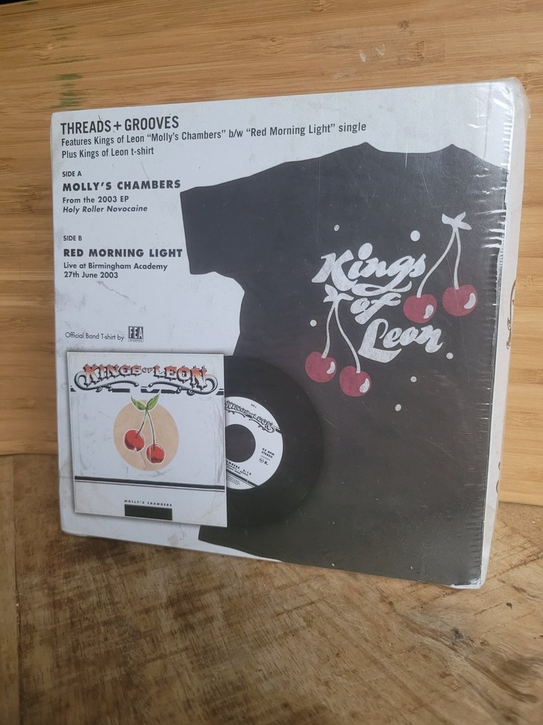 Kings of Leon - Molly's Chambers - Collector's Edition Bundle. with 7" single + T-shirt - Vinyylilevy - 2003 #2.1