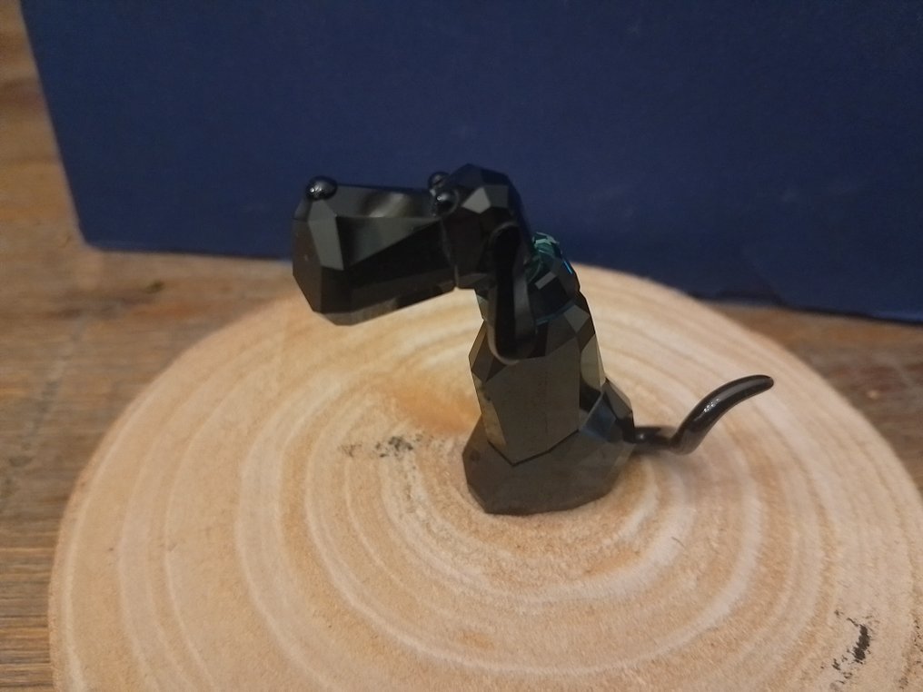 Swarovski - Figurine - Salvator - Dog - 935721 - Box + Certificate - Crystal #1.0