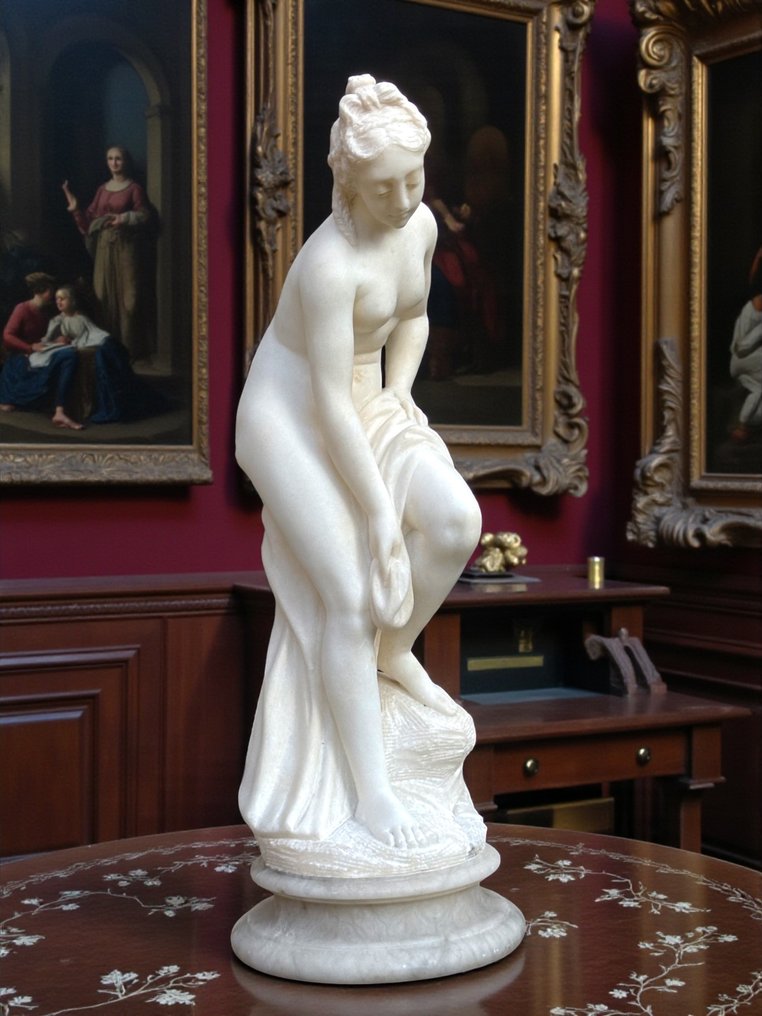 dal modello di Christophe-Gabriel Allegrain (1710-1795) - Άγαλμα, Baigneuse - 45 cm - Μάρμαρο Carrara #1.0