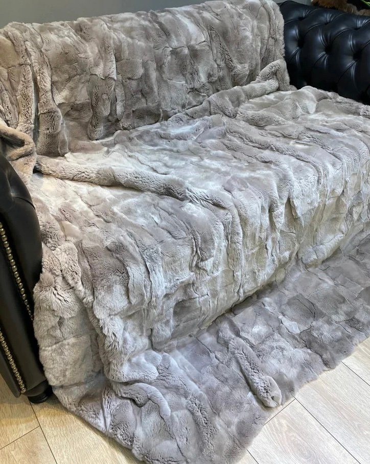 Hellgrau - Fell - Decke  - 220 cm - 115 cm - Rex Chinchilla #3.2