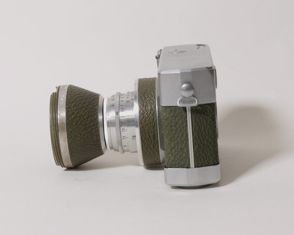 Werra, Carl Zeiss Jena komplettes Set olivgrün mit Belichtungsmesser | Viewfinder camera #1.0