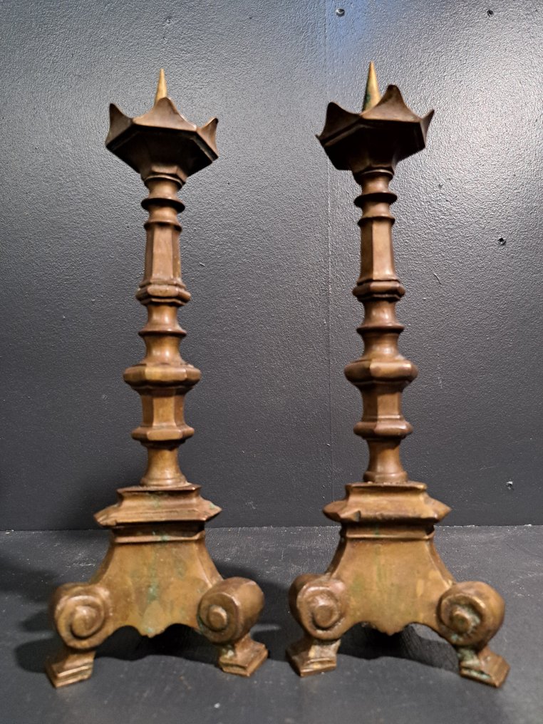 烛台 (2) - 黄铜色 - 两只哥特式烛台 #4.3