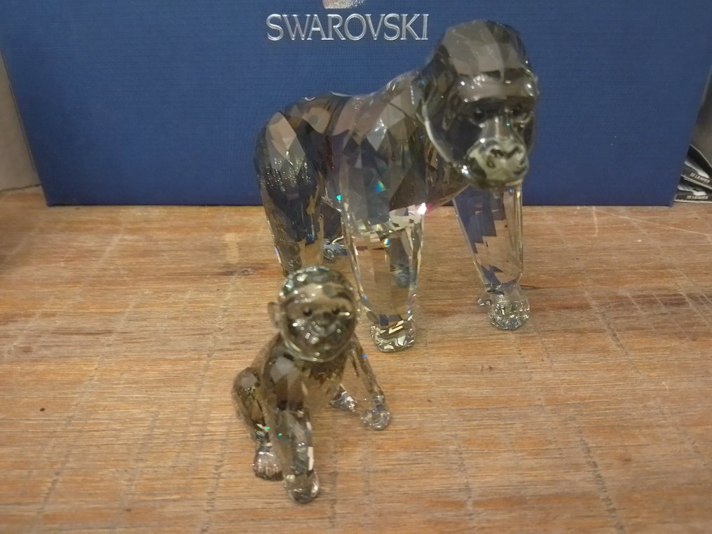 Swarovski - Figurine - SCS - Annual Edition 2009 - Gorillas - 952504 - Box + Certificate - Crystal #1.0