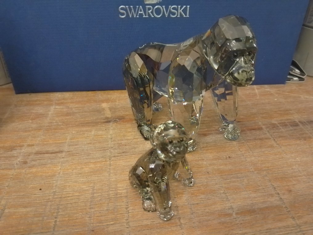 Swarovski - Figurine - SCS - Annual Edition 2009 - Gorillas - 952504 - Box + Certificate - Crystal #2.1