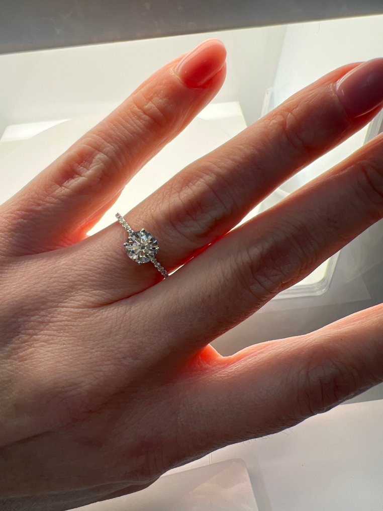 Ingen reservasjonspris - Ring - 14 karat Hvitt gull - 1.40ct. tw. Diamant (Lab-dyrket) - Diamant #4.3