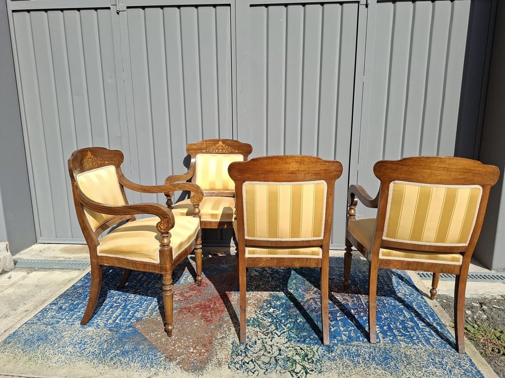 扶手椅子 (4) - 胡桃木 - 查尔斯十世扶手椅 #4.3