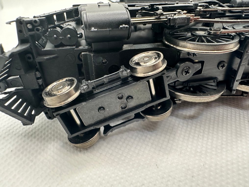 Broadway Limited Imports H0 - 060 - 連煤水車的蒸汽火車 (1) - Paragon系列，配备声音；dooslabel：NYC J1e 4-6-4 #5319 ROMAN LET. - New York Central #3.2