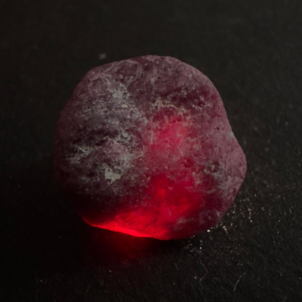 Rubino Grezzo - Altezza: 16 mm - Larghezza: 13 mm- 5.14 g - (1) #2.1