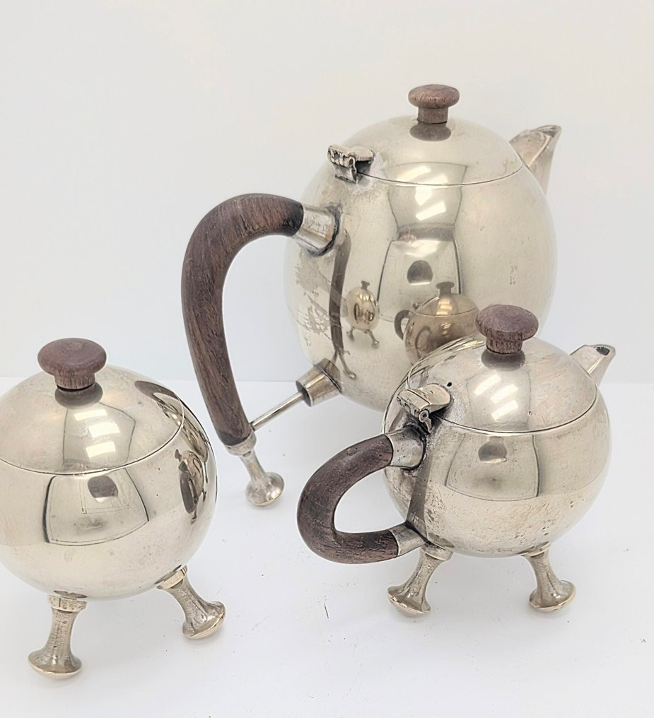 Teeastiasto (3) - Hopeoitu, Messinki #1.0