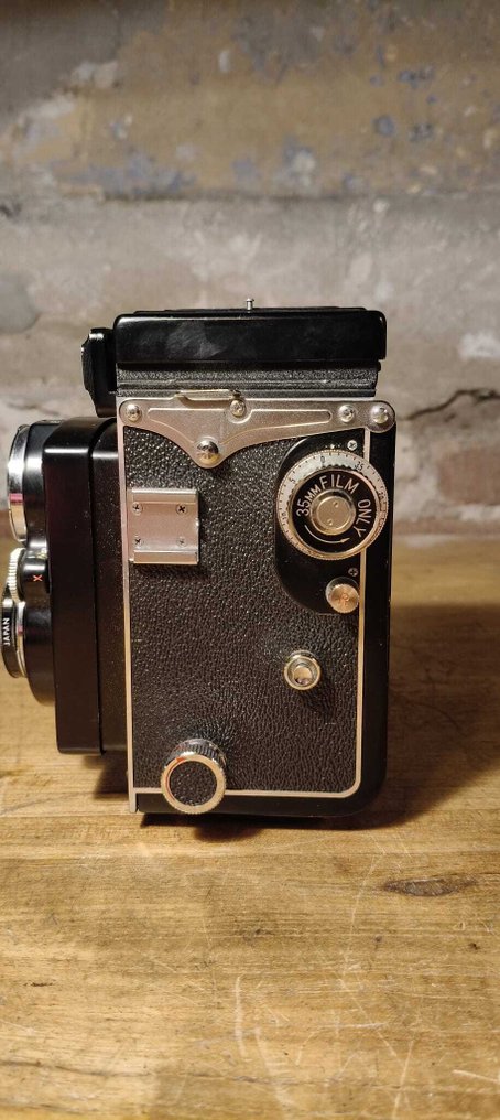 Yashica -635 Twin lens reflex camera (TLR) #3.2