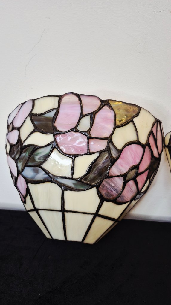 Wall lamp (2) - Stained glass - Tiffany style - Clocks #2.1