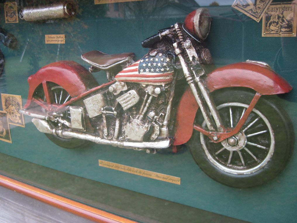 Display case - Wood, Glass - Harley-Davidson #2.1
