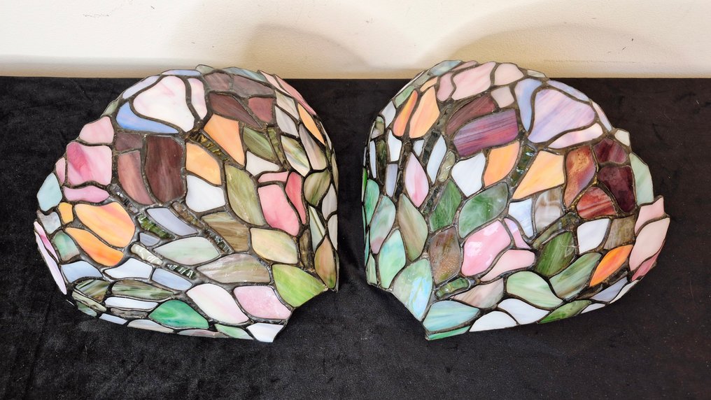 Wall lamp (2) - Stained glass - Tiffany style - Tulips #1.0
